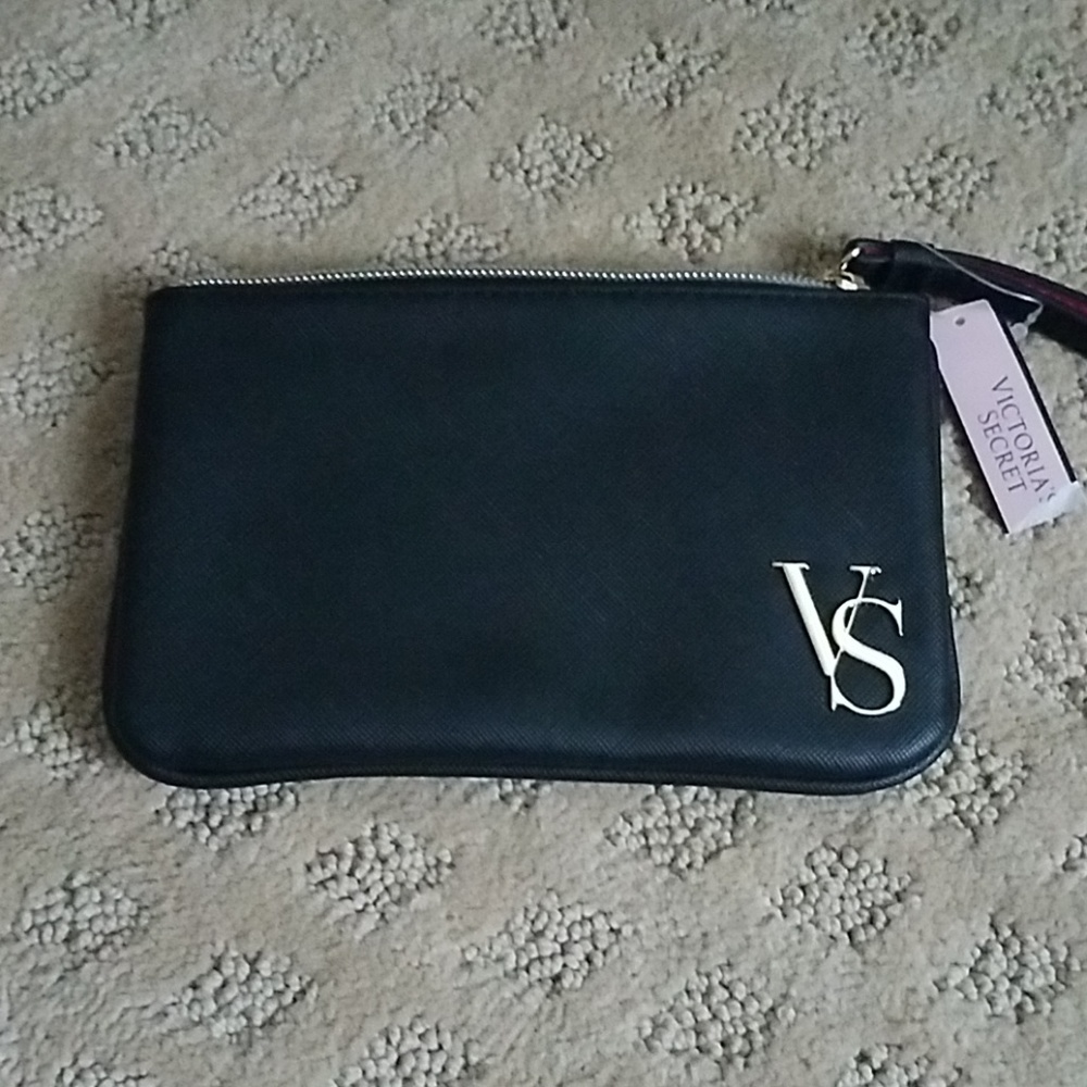 Wristlet